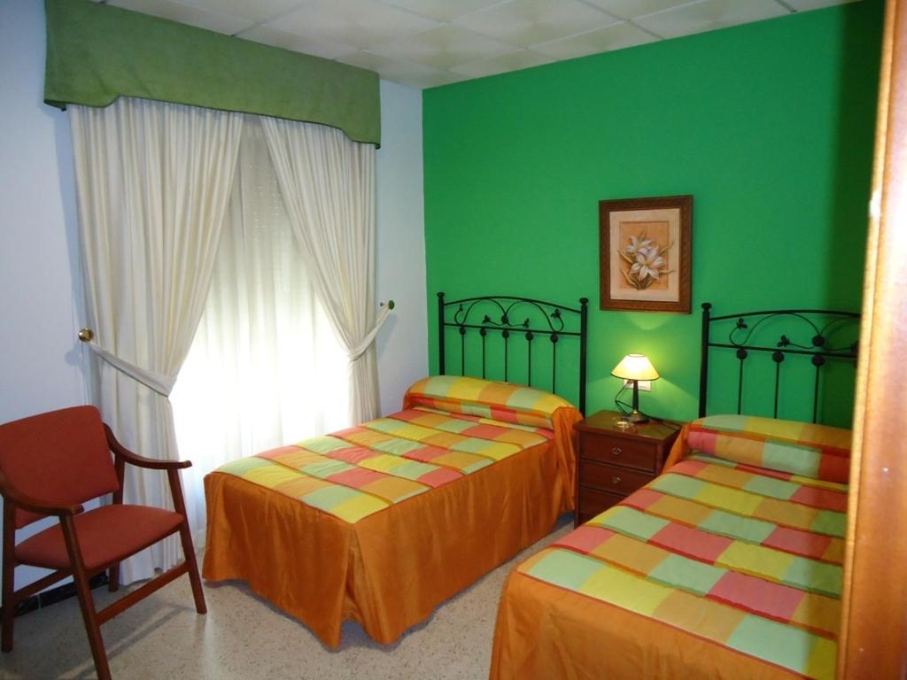 Hostal Los Claveles บาเอนา ห้อง รูปภาพ