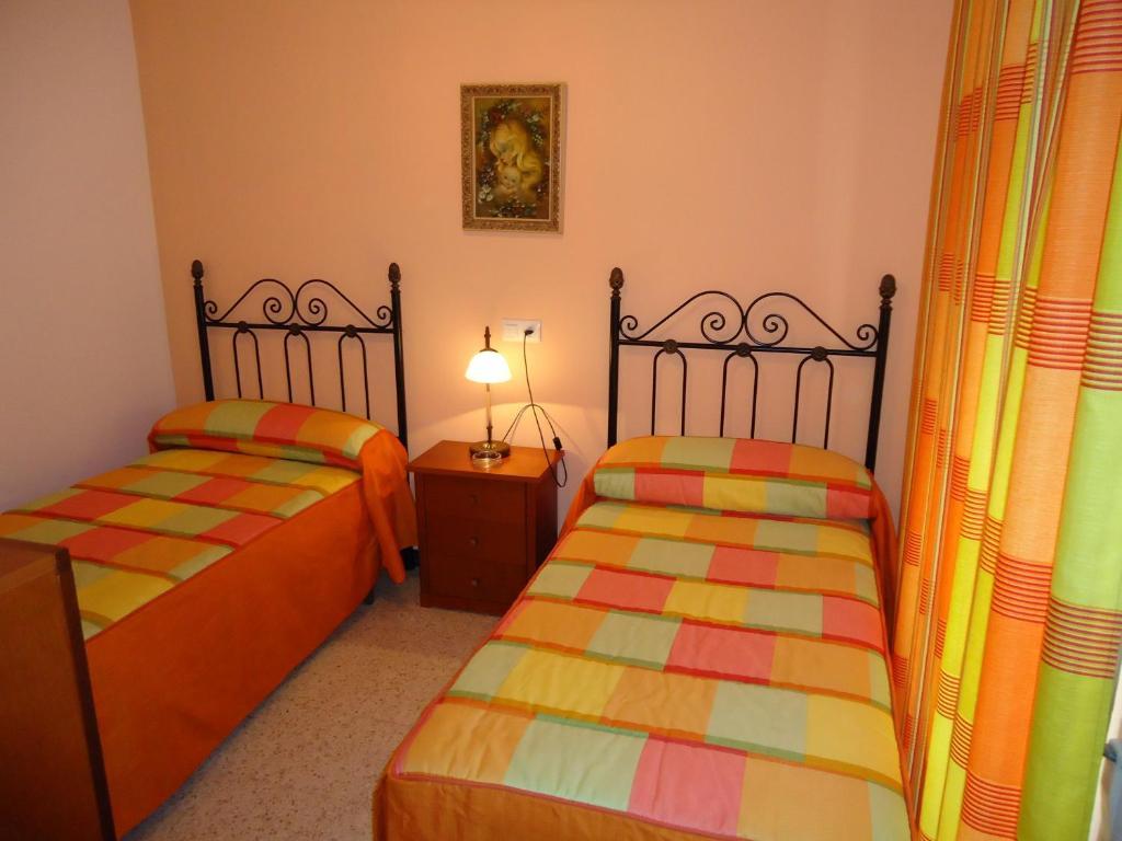 Hostal Los Claveles บาเอนา ห้อง รูปภาพ