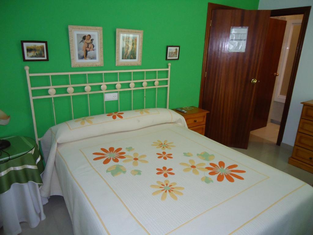 Hostal Los Claveles บาเอนา ห้อง รูปภาพ