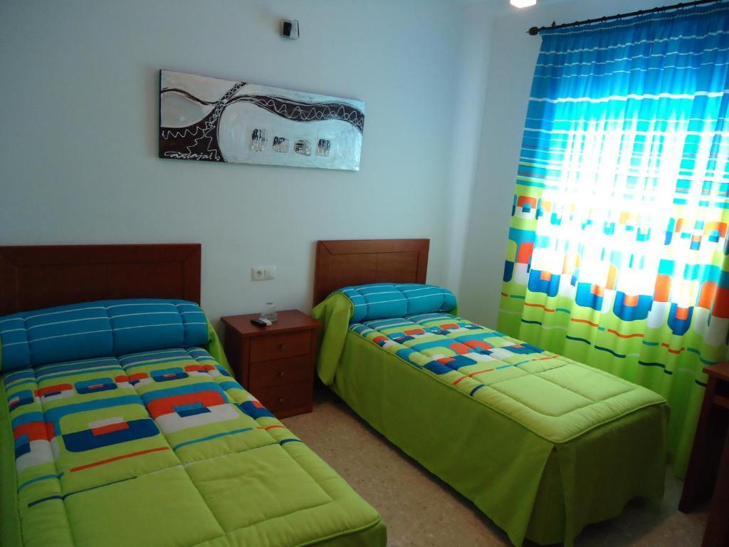 Hostal Los Claveles บาเอนา ห้อง รูปภาพ