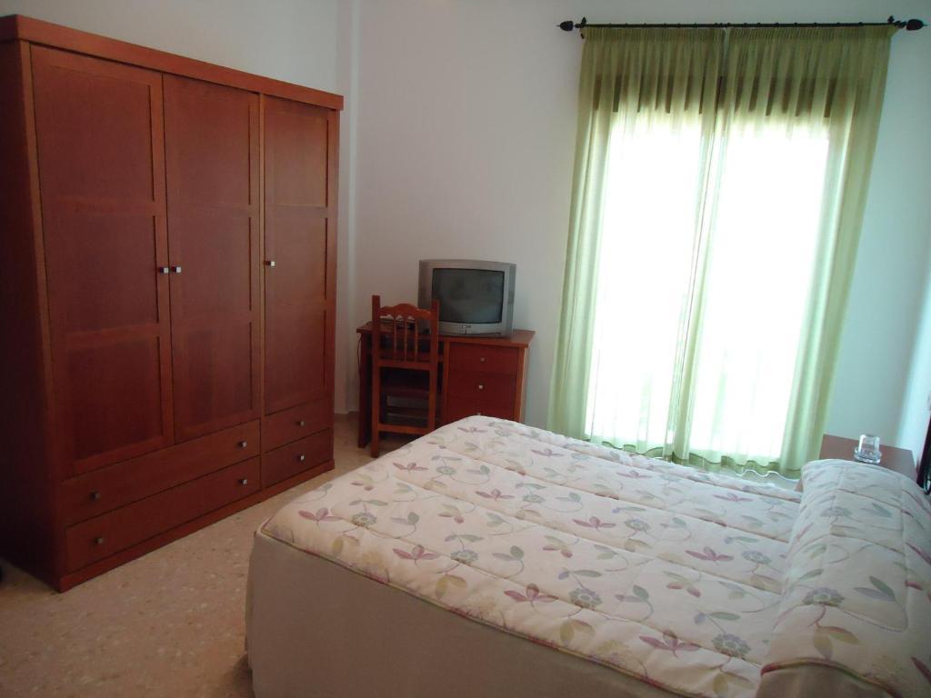 Hostal Los Claveles บาเอนา ห้อง รูปภาพ